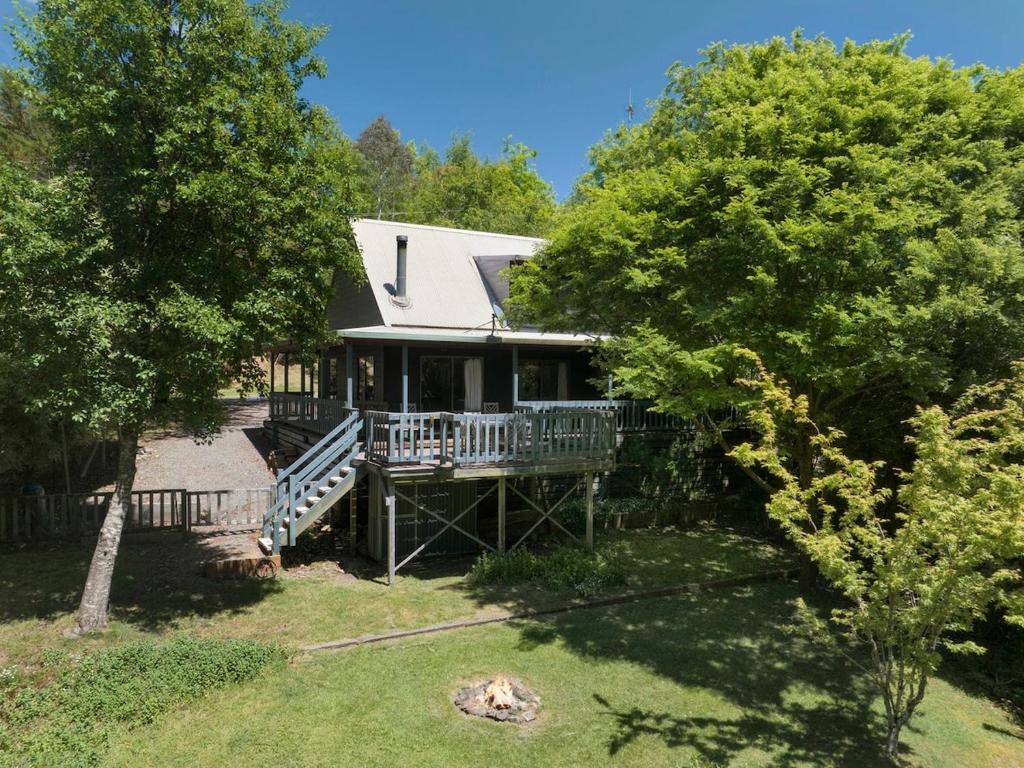 Κήπος έξω από το The Bower