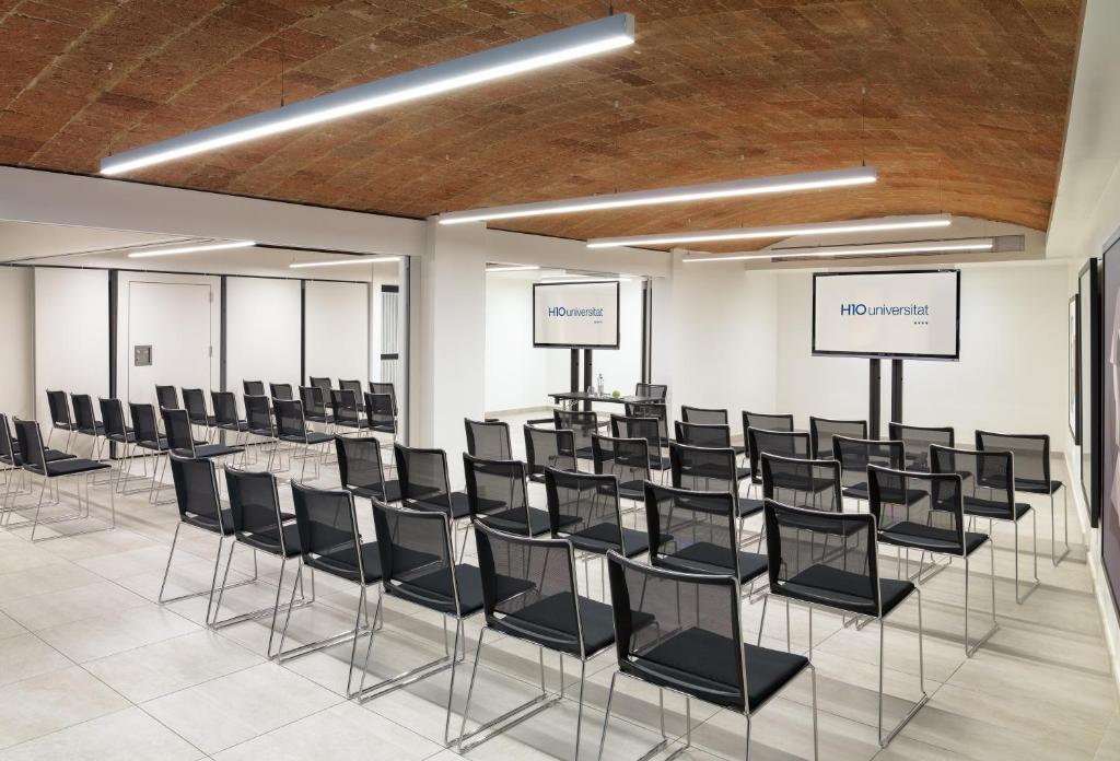 H10 Universitat - Resim 39