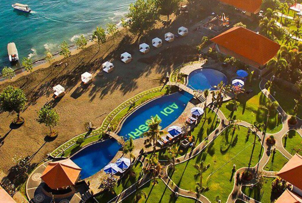 Πισίνα στο ή κοντά στο Adi Assri Beach Resorts And Spa Pemuteran