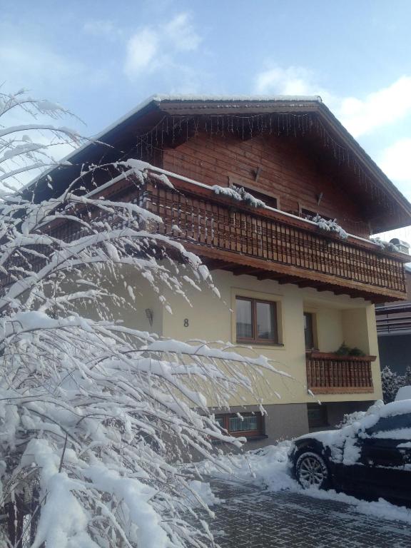 Guest house Fleurs durante l'inverno