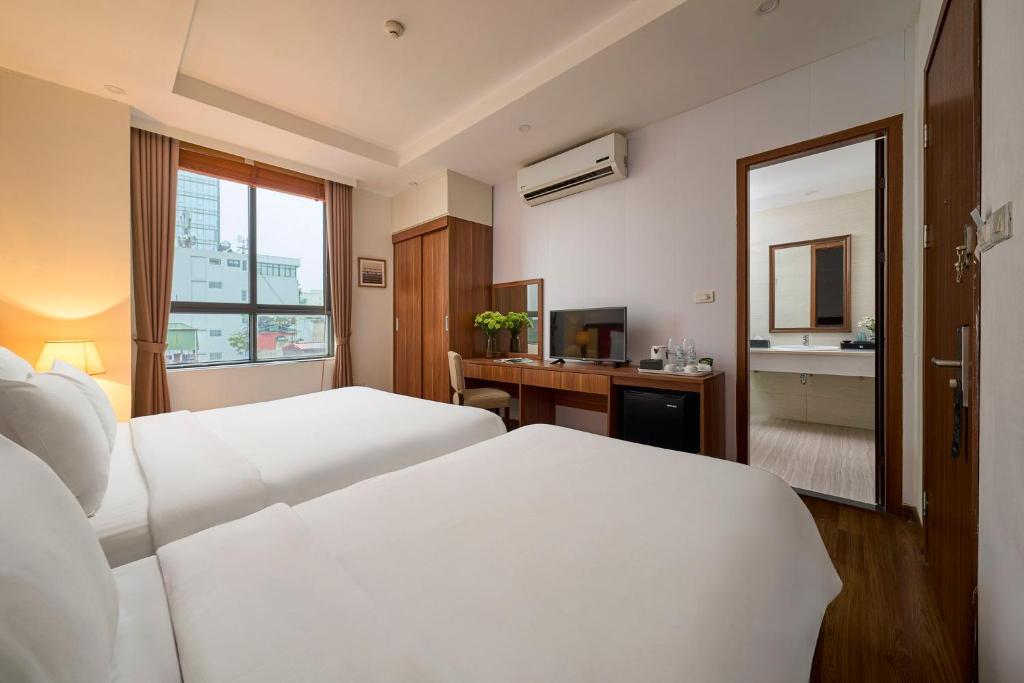 The Embassy Hotel Hanoi - 19