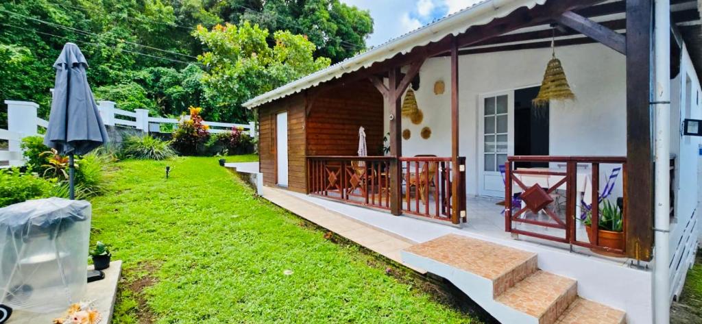 En have udenfor Maison Beauséjour