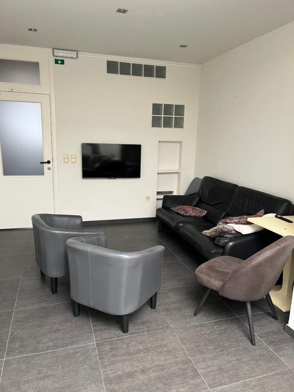 Μια τηλεόραση ή/και κέντρο ψυχαγωγίας στο Demer