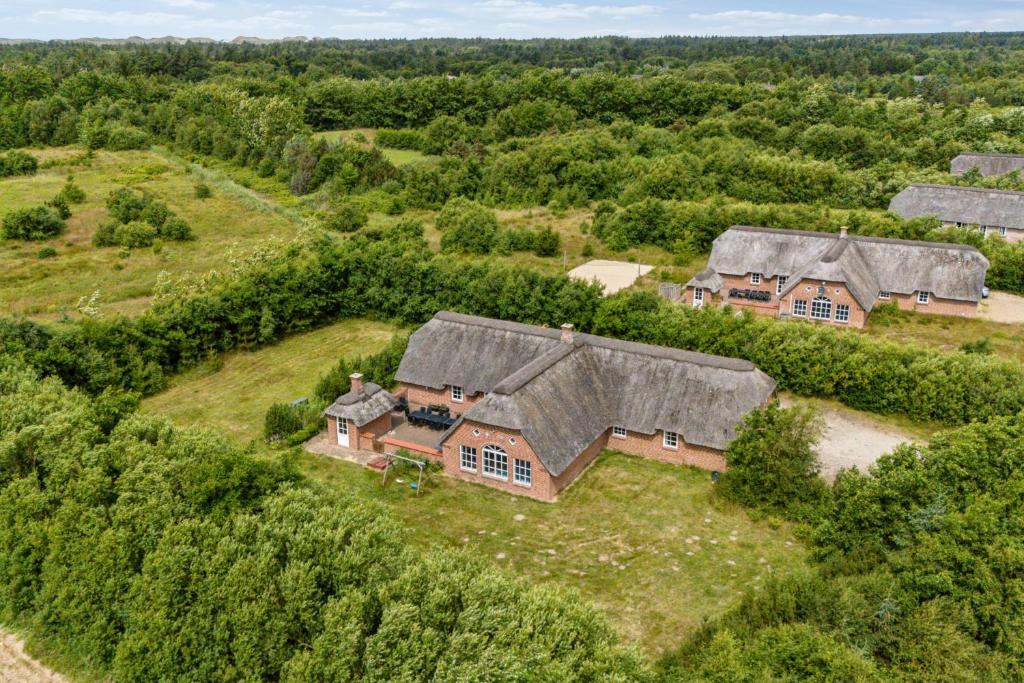 Feriehus 2020 في Øby: اطلالة جوية على بيت في ميدان