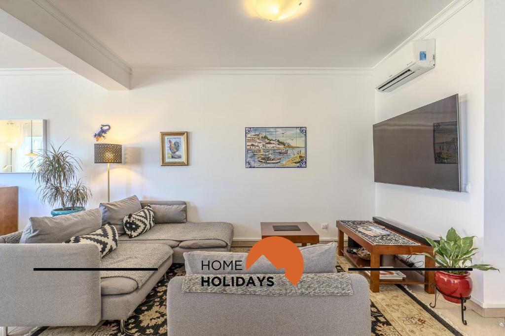 Χώρος καθιστικού στο #056 Old Post Office by Home Holidays