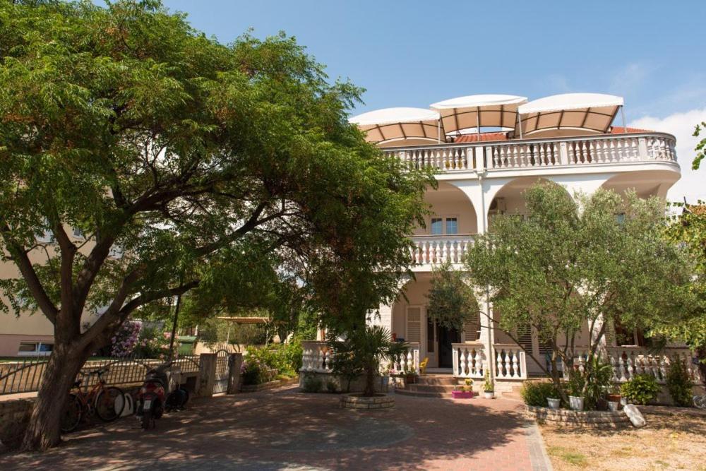 En have udenfor Villa Nike