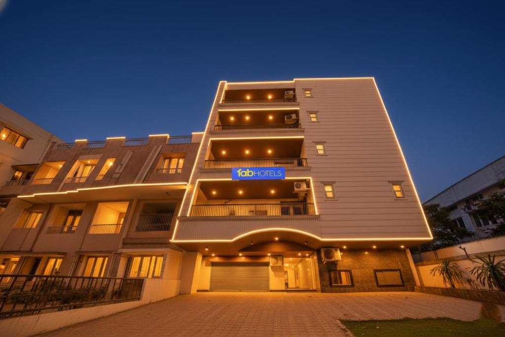 Το κτήριο όπου στεγάζεται  το διαμέρισμα