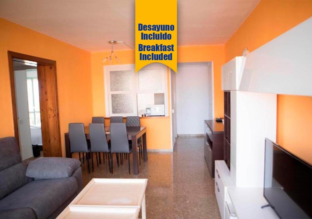 Η κουζίνα ή μικρή κουζίνα στο Apartalux Almerimar Beach