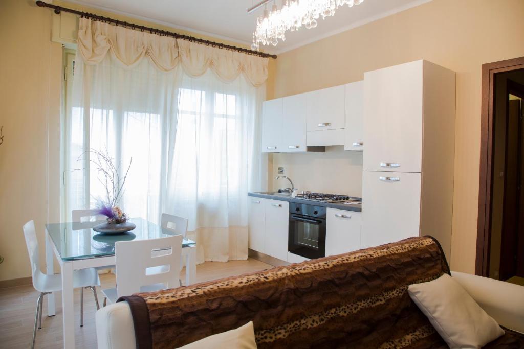 Η κουζίνα ή μικρή κουζίνα στο Residence Corona Grossa Balangero