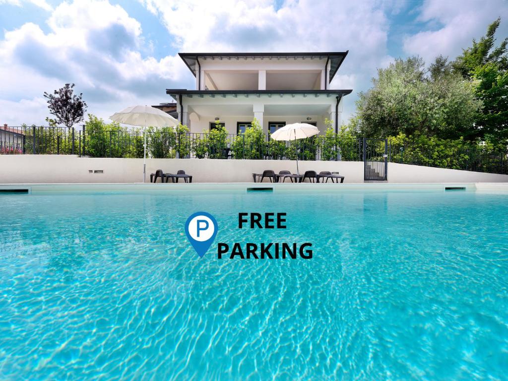 Πισίνα στο ή κοντά στο RESIDENCE FIORE ROSSO