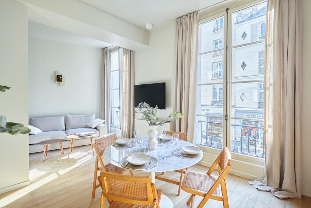 Apartment Le Marais by Studio prestige