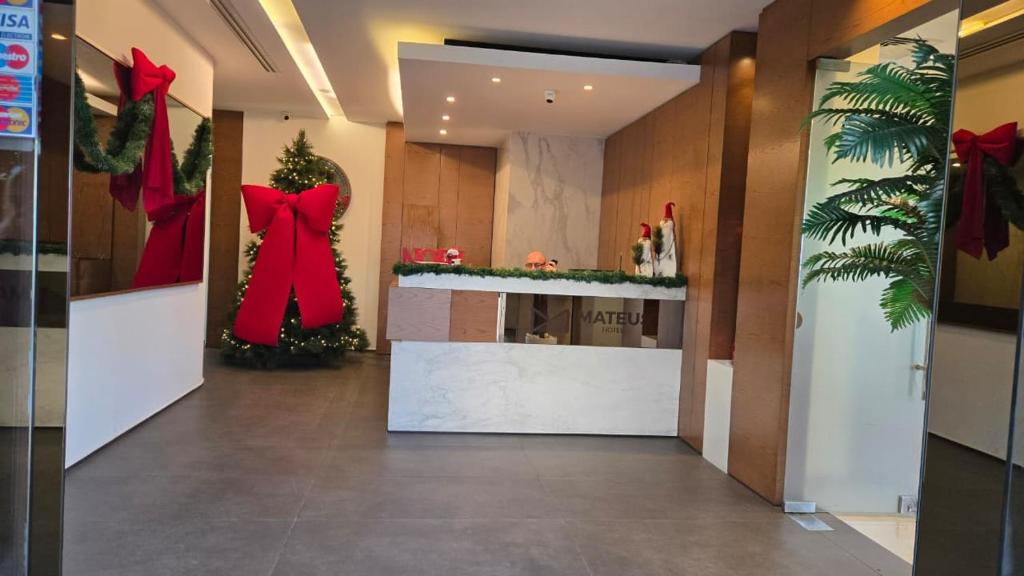 Ο χώρος του λόμπι ή της ρεσεψιόν στο Mateus Hotel & Pool