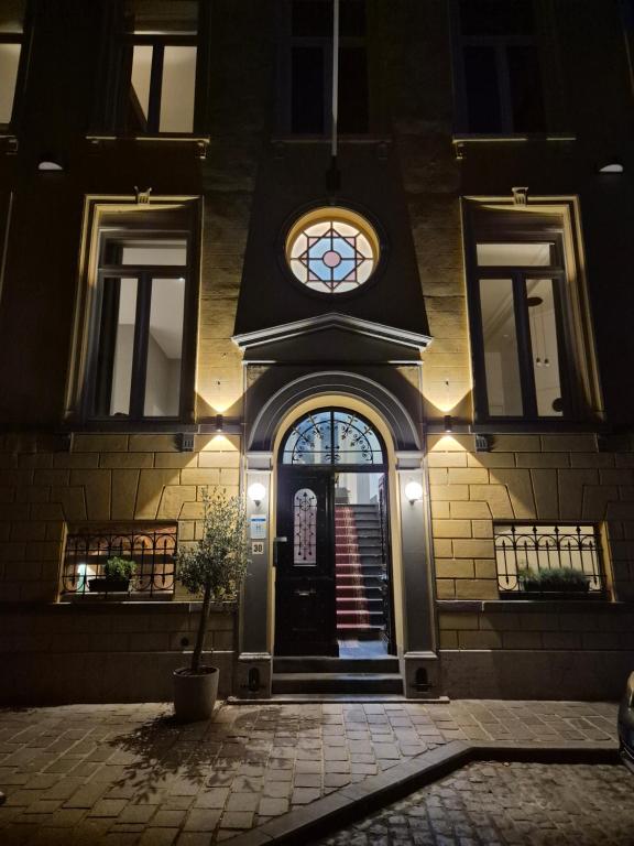 Framhlið eða inngangur Hotel Lucca