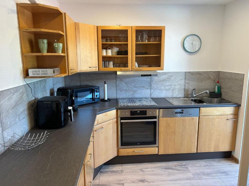 Køkken eller tekøkken på Ferienwohnung AyNa 2, direkt an der Schweizer Grenze