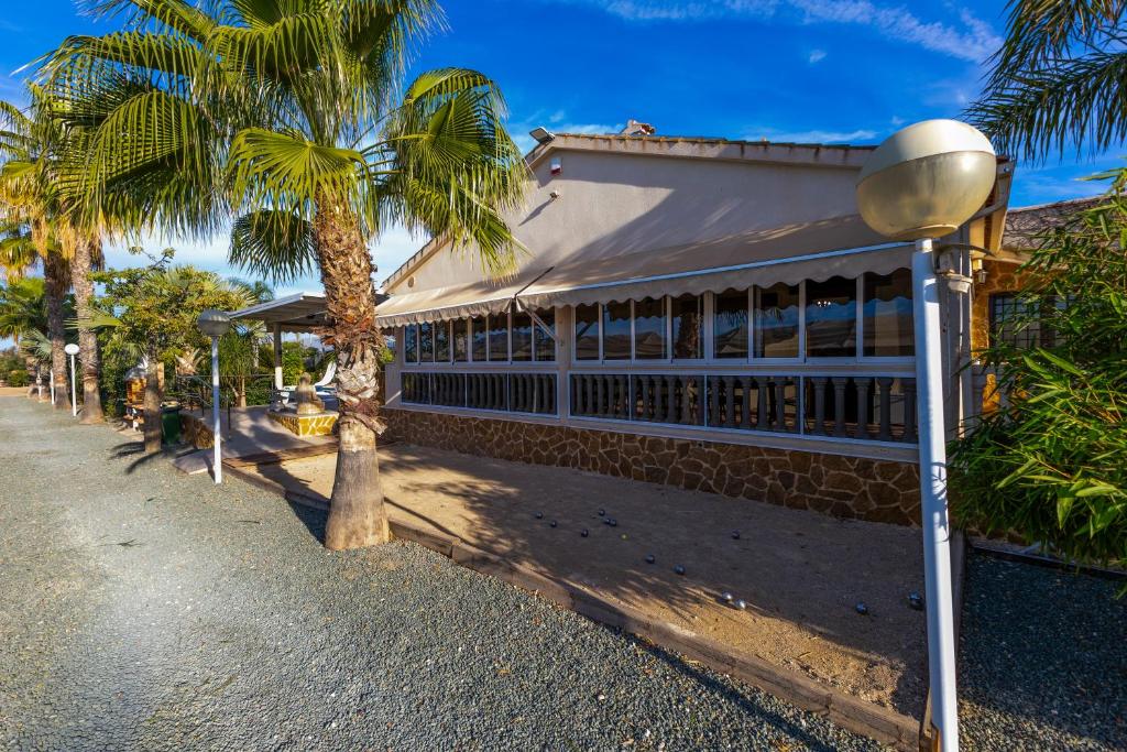 CHALET EL CAMPICO