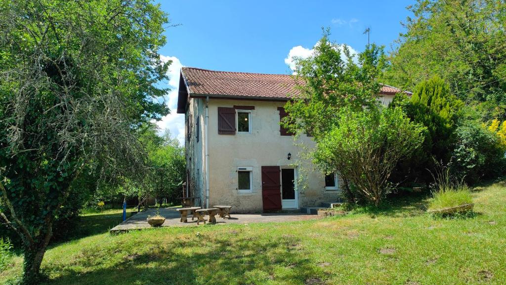 Κήπος έξω από το Appartement Bayonnais, au cœur de la verdure