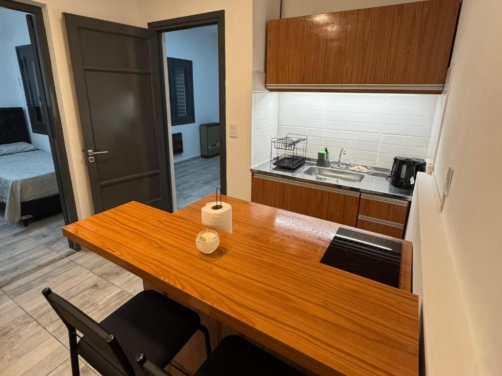 Η κουζίνα ή μικρή κουζίνα στο Apart's Sobremonte - Deptos Modernos