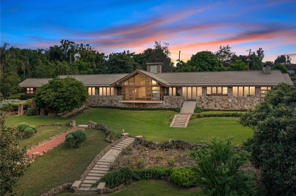 En have udenfor Hotel-Style Private Suite-Lake View-Gardens