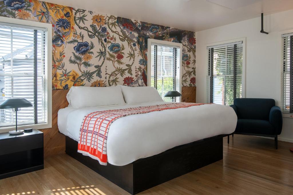 Talbot Commons Hotel - Habitación Superior Con Cama King