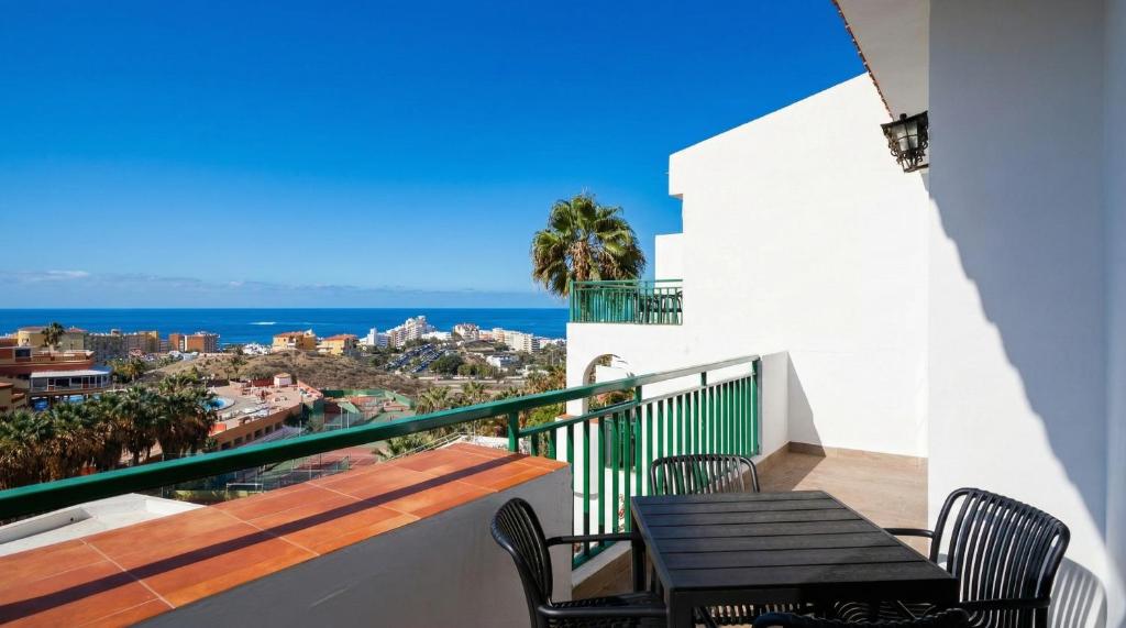 Aparthotel Neptuno Costadeje