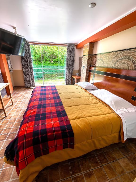 Hotel Manantial