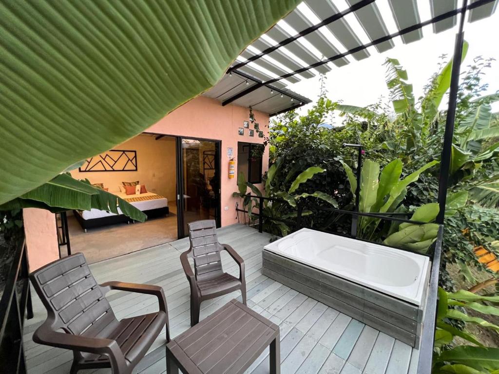 Balkón nebo terasa v ubytování Cabañas Flor Del Monte