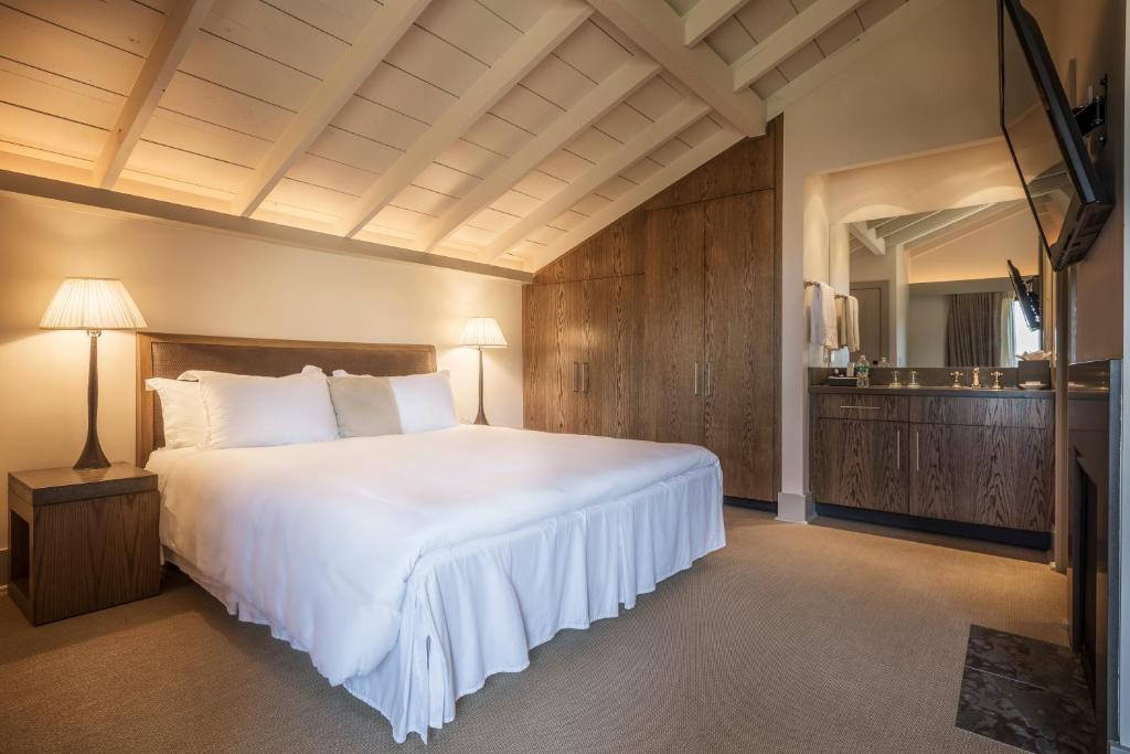Heritage House Resort & Spa - 