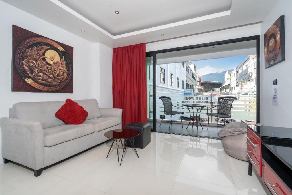 Absolutely Amazing Bangla 1BR Suite در پوکت