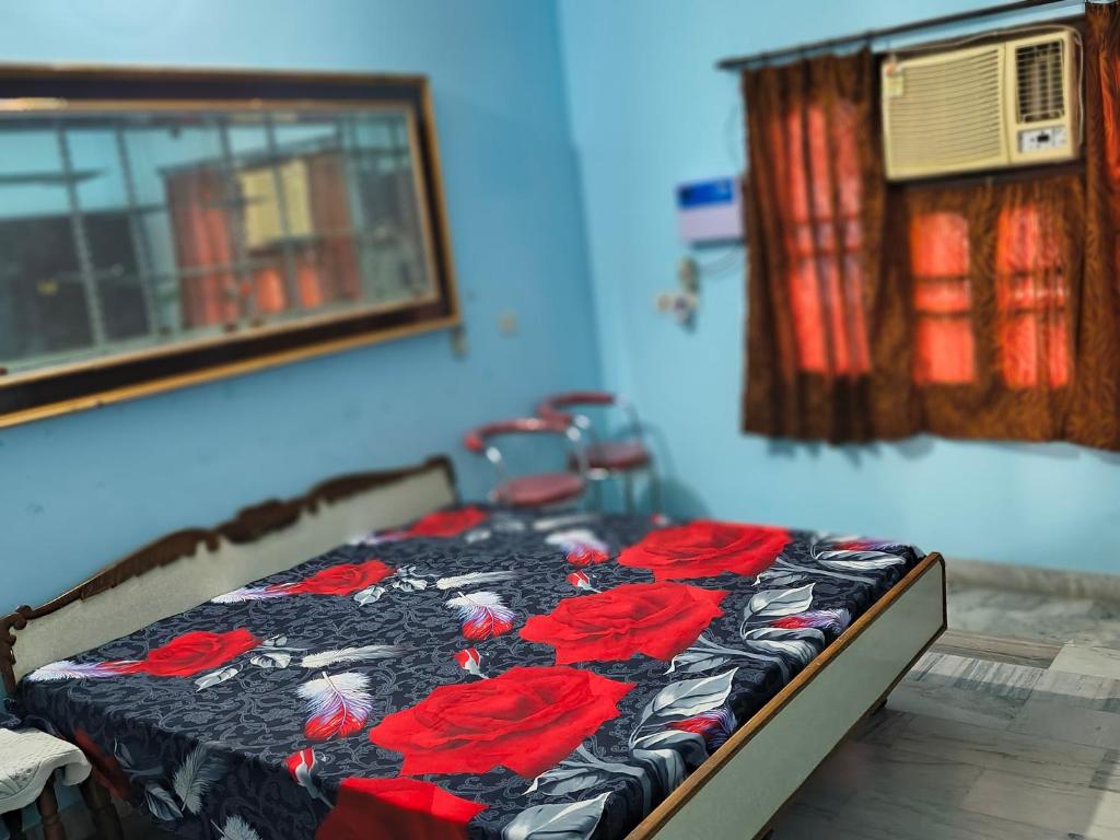 Un pat sau paturi într-o cameră la Stay home villas