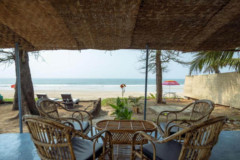 Loodusmaastik villa lähedal