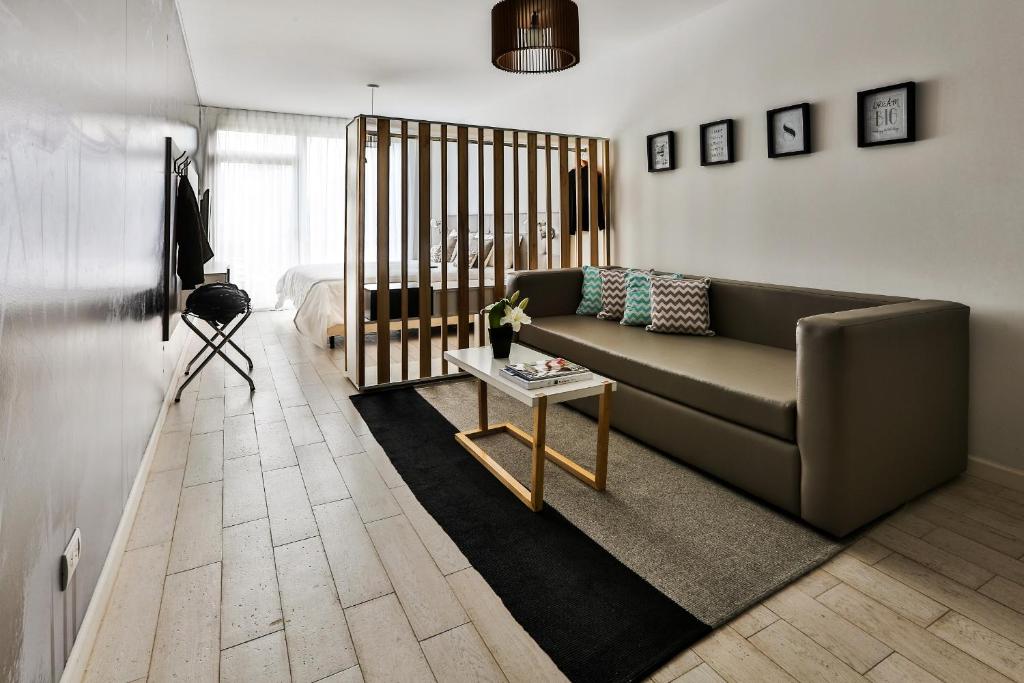 Flaat Recoleta Plaza - Superior Triple Apartment