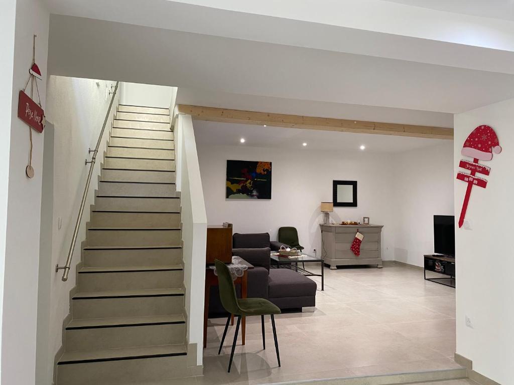 Maison Colmar, spacieuse, accueillante , confortable au calme – photo 10