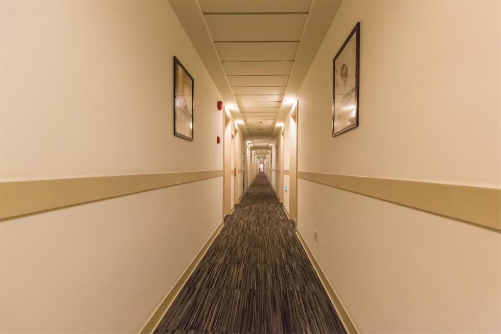 Fotografie z fotogalerie ubytování Magnolia Business Hotel Shenzhen Diwang Plaza Old Street v destinaci Šen-čen
