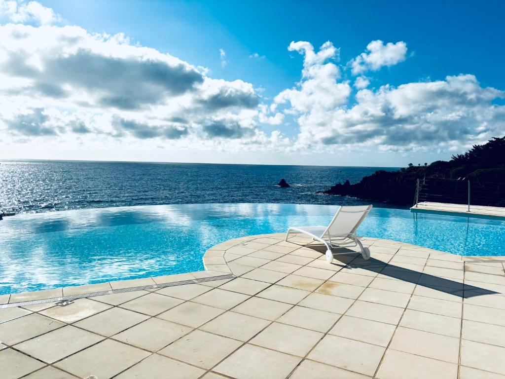 Azuréa Estérel vue mer piscine chauffée classé 3 étoiles