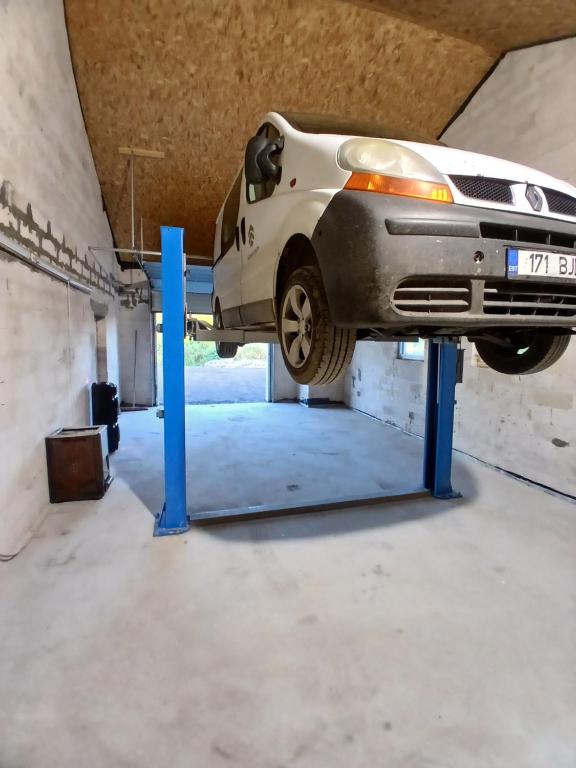 Φωτογραφία από το άλμπουμ του Nadmar Garage 