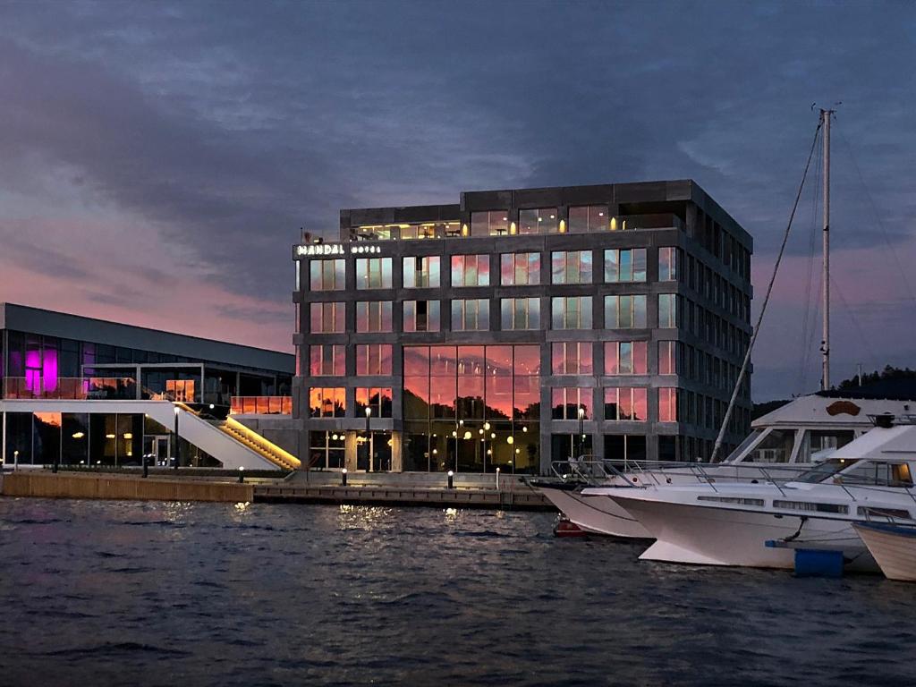 Το κτήριο όπου στεγάζεται  το ξενοδοχείο