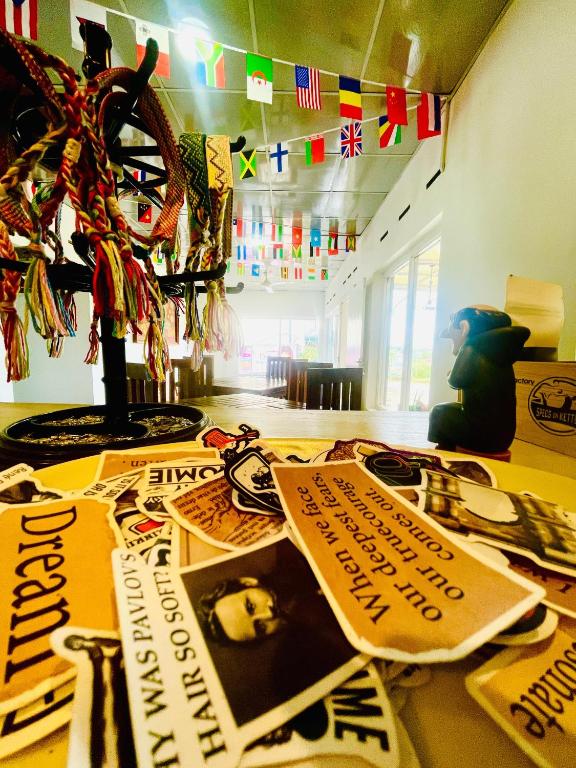 The Lake Round Guest House - 5