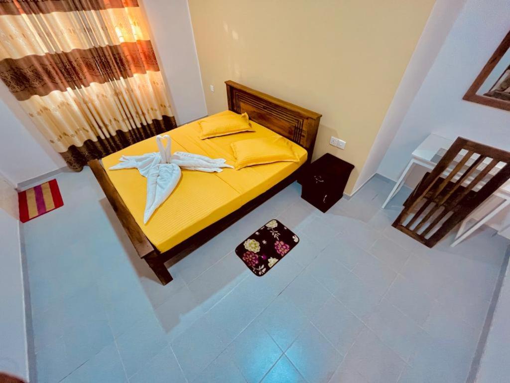 The Lake Round Guest House - 6