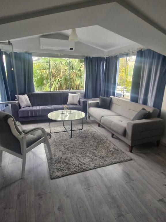 لابی و فضای عمومی Apartment close to the sea in the most central of city - تصویر ۵