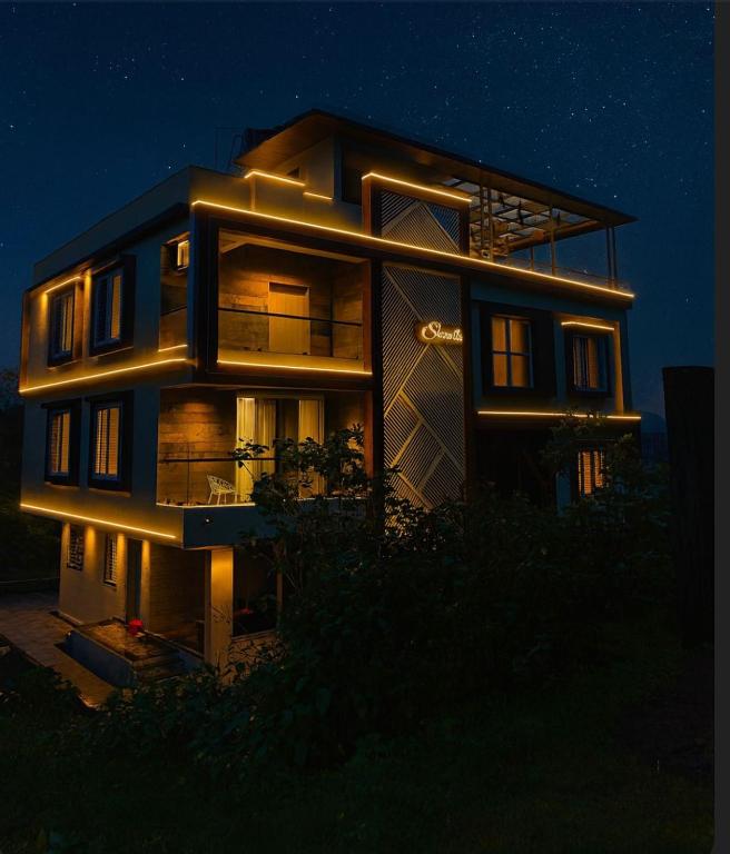 Bygningen som villaen ligger i