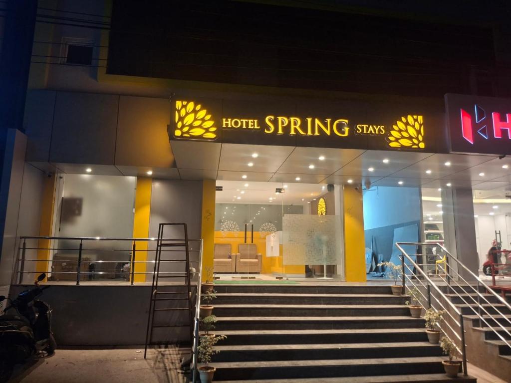 Galería fotográfica de Hotel Spring Stays Near US Consulate en Hyderabad