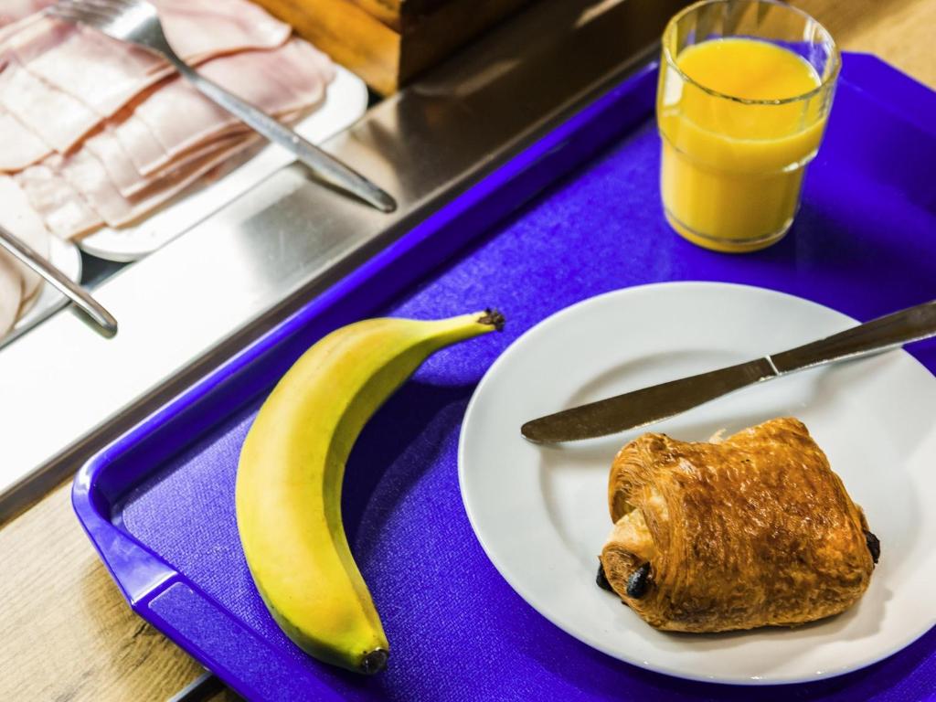 Jídlo v hotelu nebo okolí