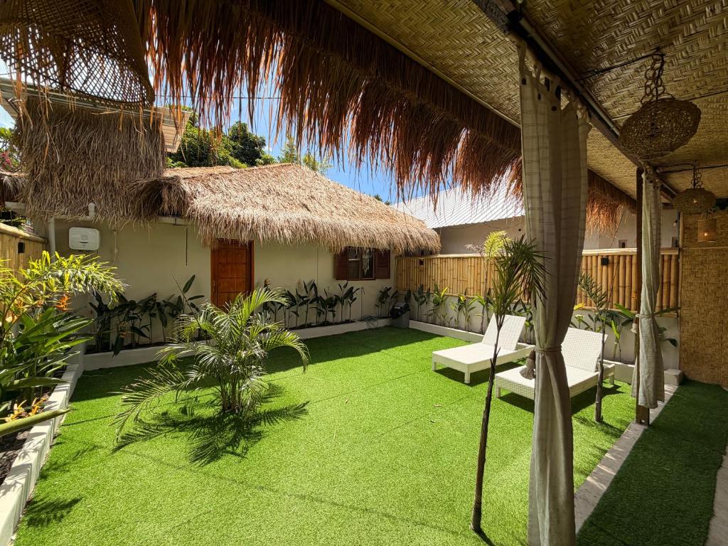 Κήπος έξω από το Sunny Rose Villa Gili Air
