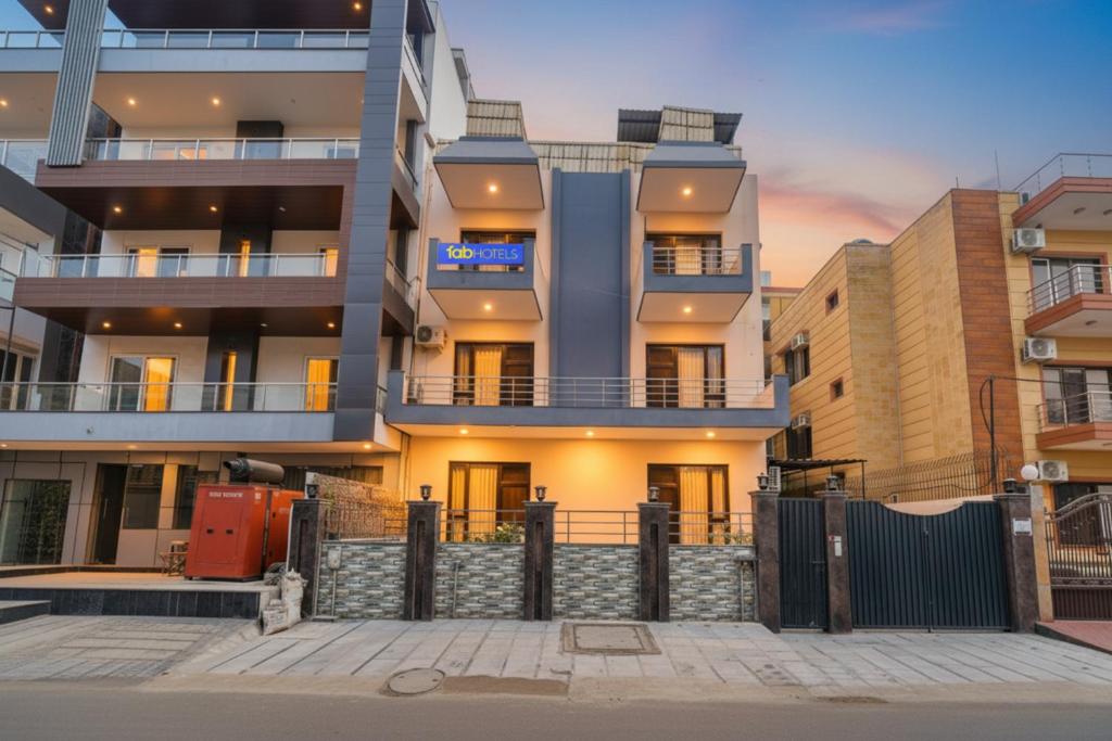 Fotografie z fotogalerie ubytování FabHotel Royal Casa v destinaci Gurgáon