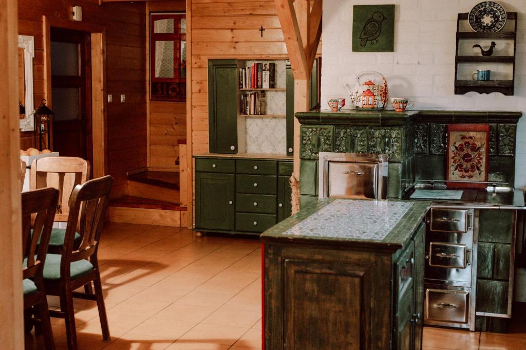 Η κουζίνα ή μικρή κουζίνα στο Osada Bura Polana