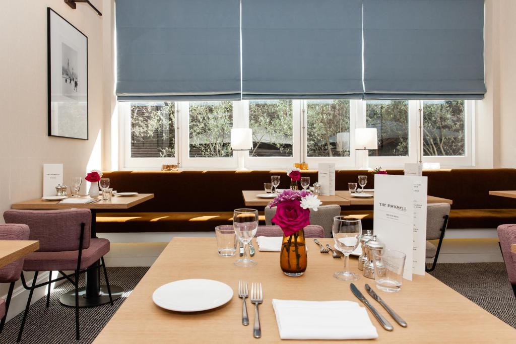 The Rockwell - Resim 39