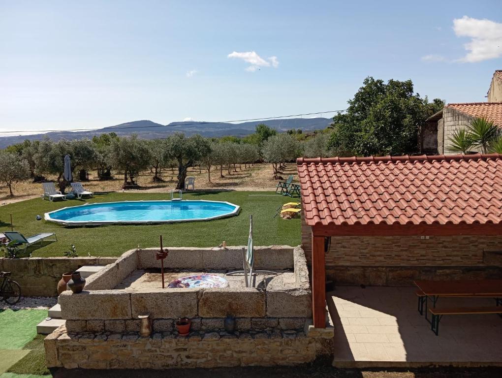 Πισίνα στο ή κοντά στο Douro Nature With Pool House