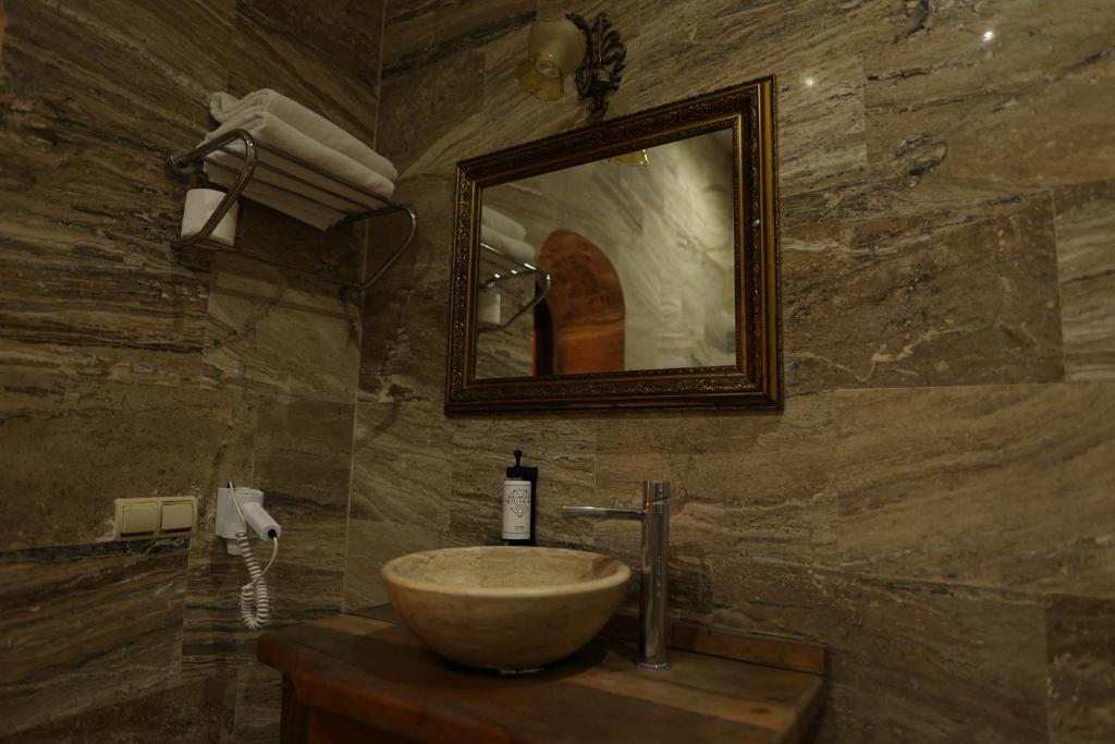 Artium Cave Hotel - Chambre Lit King-Size De Luxe