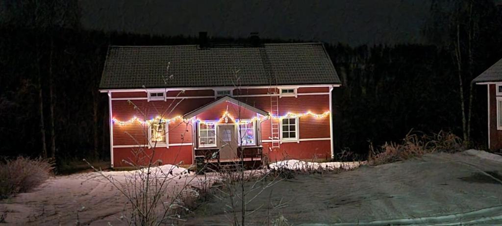 Bygningen som feriehuset ligger i