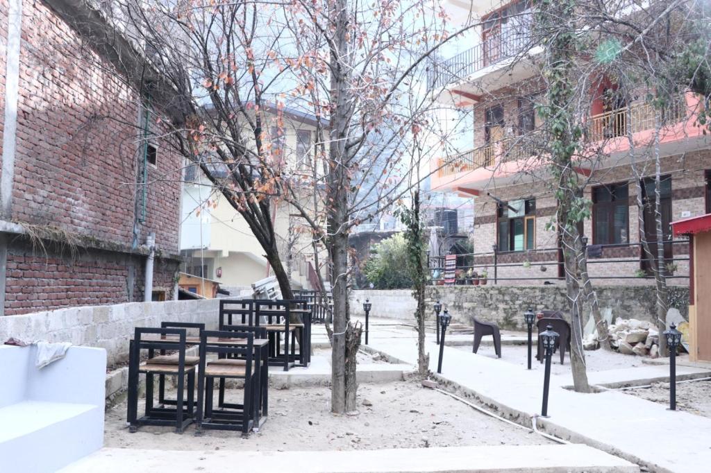 Φωτογραφία από το άλμπουμ του Blest Inn Kasol σε Kasol